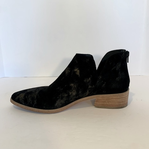 Vaneli Homer Shimmer Suede Bootie - Picture 4 of 10